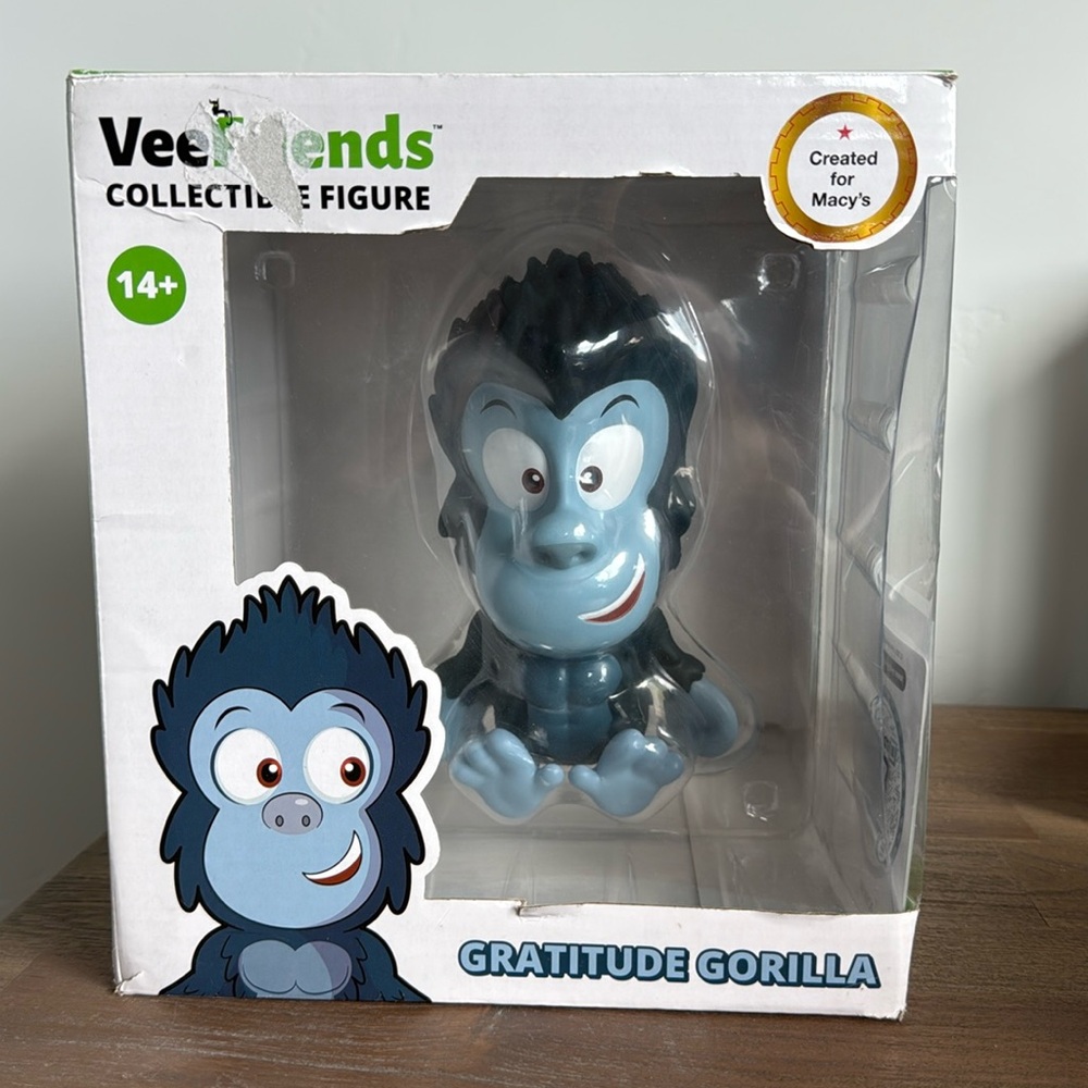 🎈Toikido VeeFriends Macy's Exclusive Gratitude Gorilla Collectible Figure 6",New